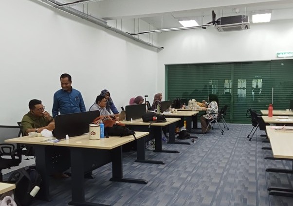 Suasana Hangat Tempat Istirahat dan Dapur Mahasiswa UMAM Cerminkan Kepedulian Rektor terhadap Kesejahteraan Mahasiswa